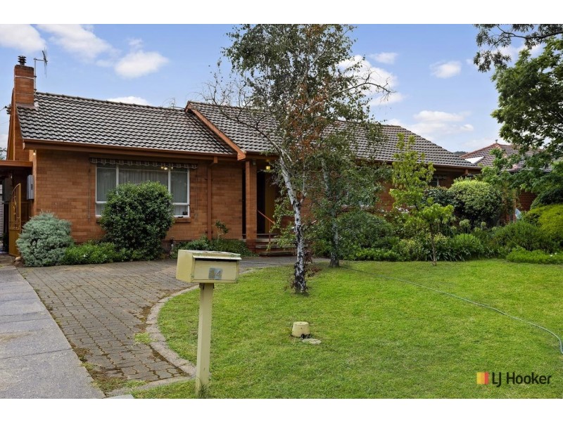 14 Simpson Street, Watson ACT 2602