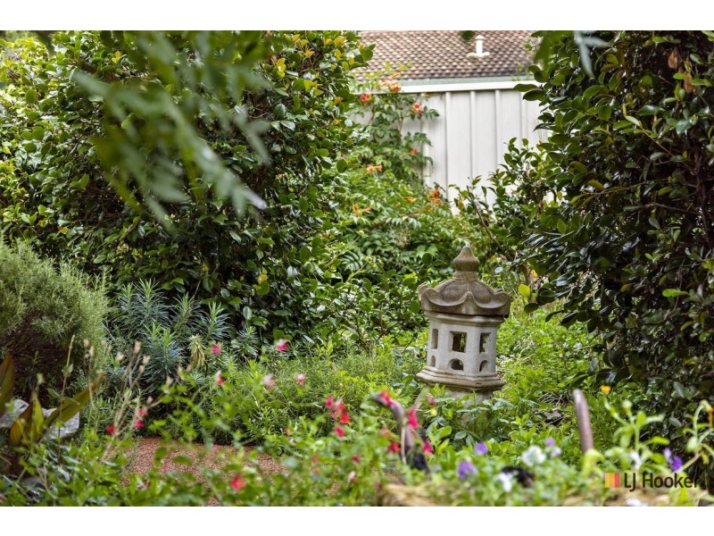 14 Simpson Street, Watson ACT 2602