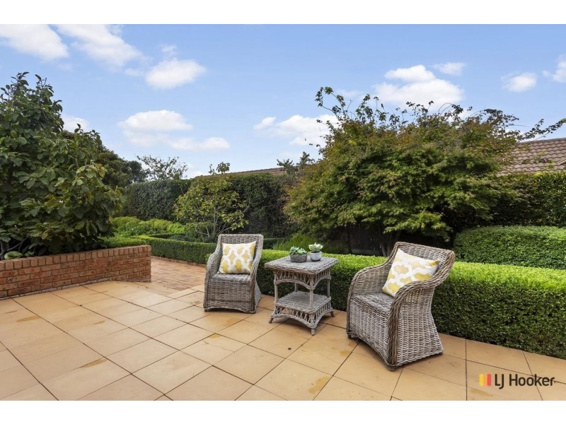 32 Cossington Smith Crescent, Lyneham ACT 2602