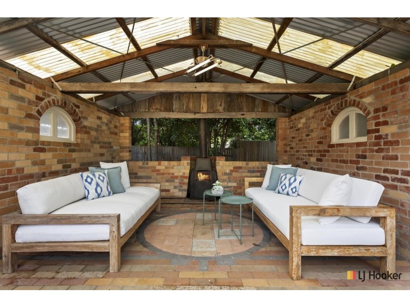 32 Cossington Smith Crescent, Lyneham ACT 2602