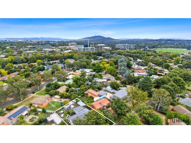 42 Padbury Street, Downer ACT 2602