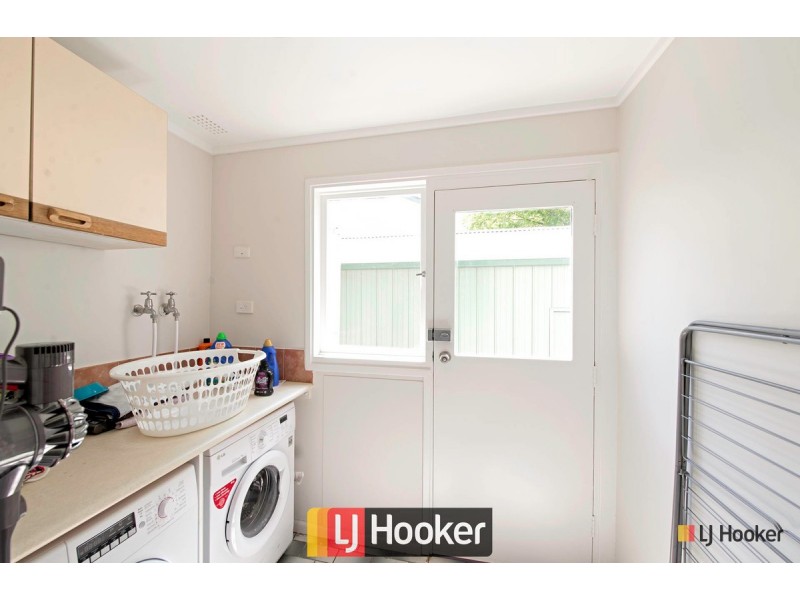 7 Mills Street, Hackett ACT 2602