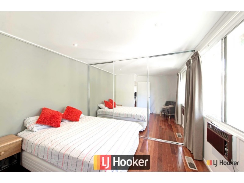 7 Mills Street, Hackett ACT 2602