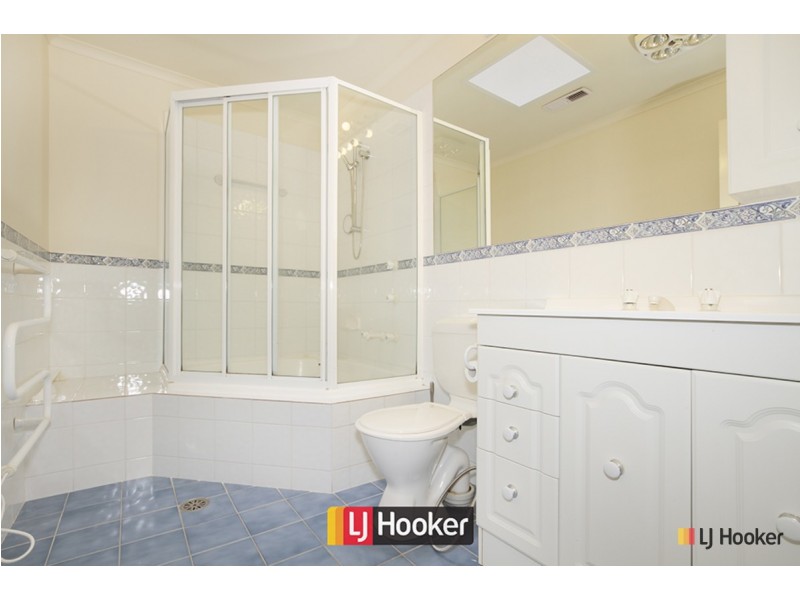 8/21 Aspinall Street, Watson ACT 2602