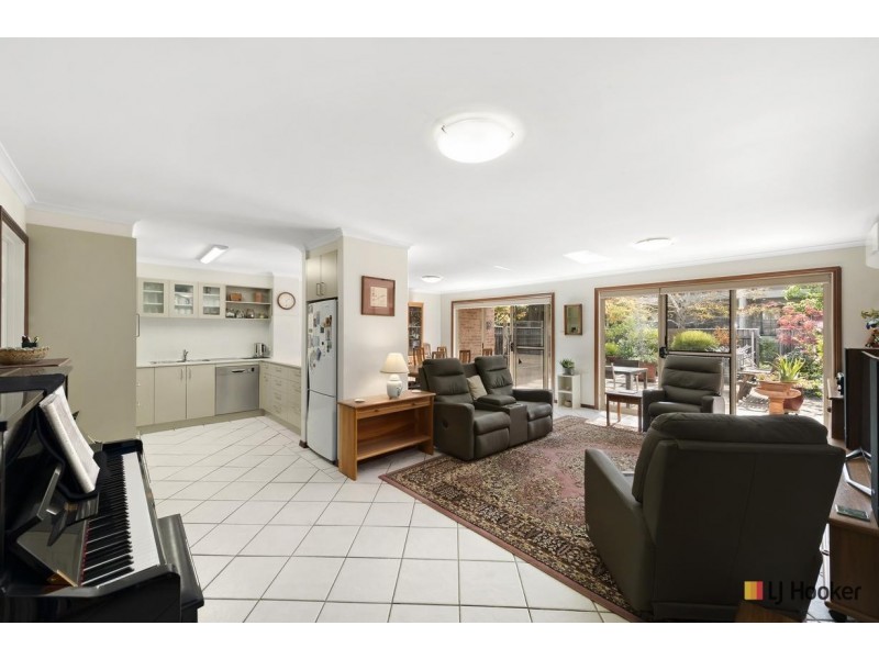 2/25 Aspinall Street, Watson ACT 2602