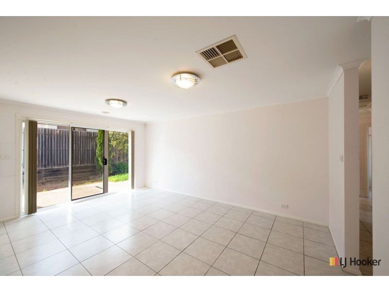 28 Allnutt Crescent, Forde ACT 2914