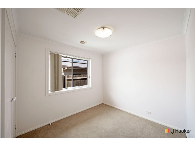 28 Allnutt Crescent, Forde ACT 2914