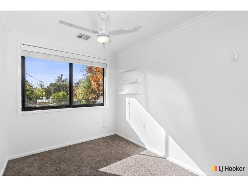 5 Gibbes Place, Weetangera ACT 2614