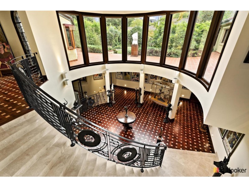 5 Dirrawan Gardens, Reid ACT 2612