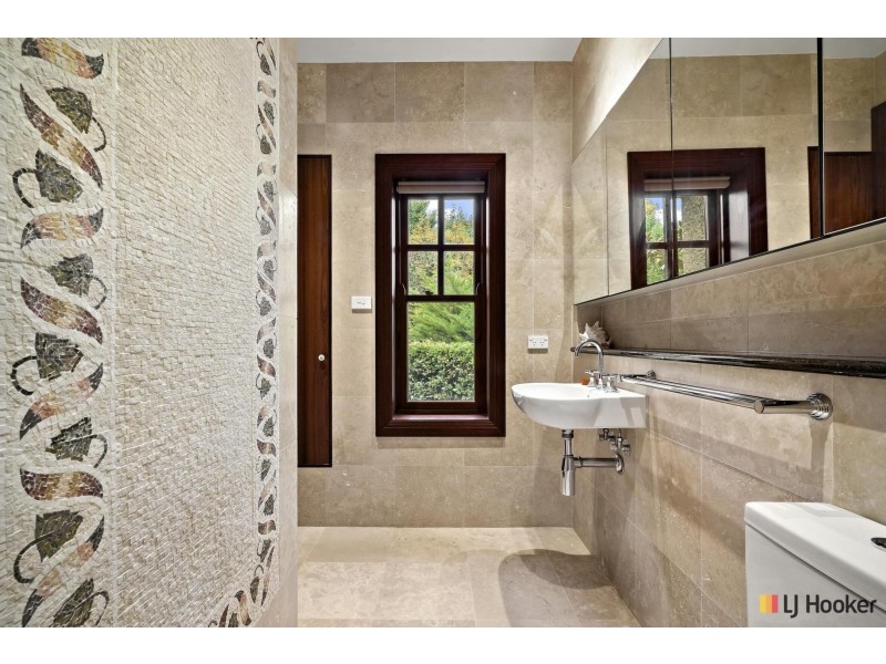 5 Dirrawan Gardens, Reid ACT 2612