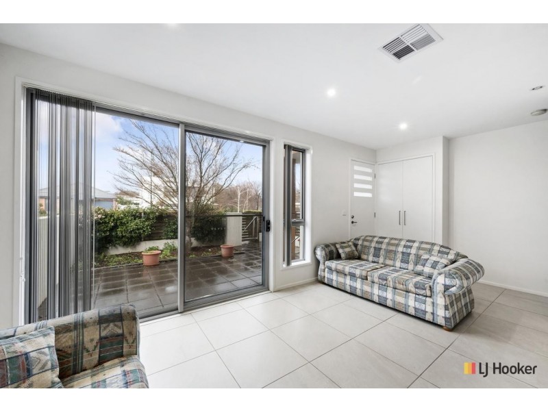 151/16 Kings Canyon Street, Harrison ACT 2914