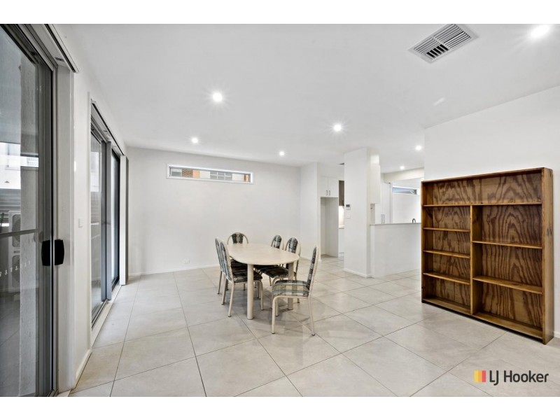 151/16 Kings Canyon Street, Harrison ACT 2914