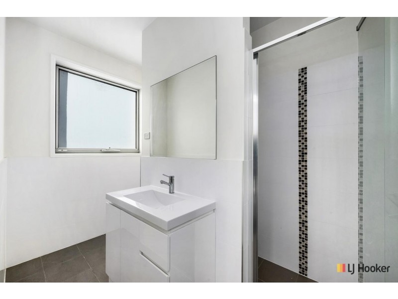 151/16 Kings Canyon Street, Harrison ACT 2914