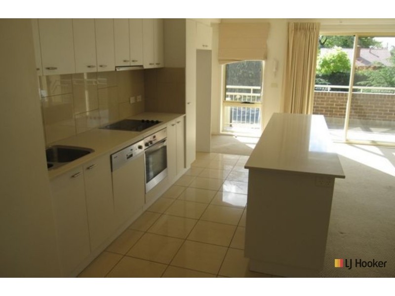 15/18 Batman Street, Braddon ACT 2612