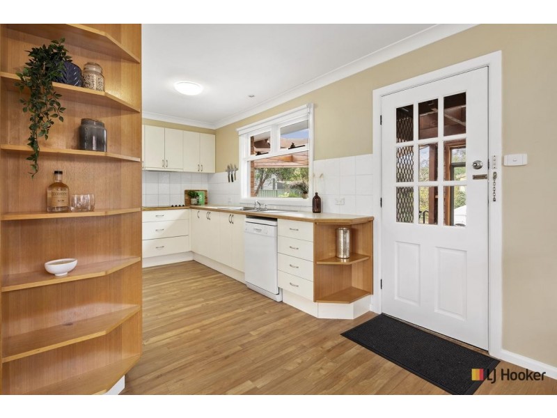 36 Irvine Street, Watson ACT 2602