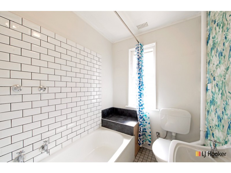 20 Blacket Street, Downer ACT 2602