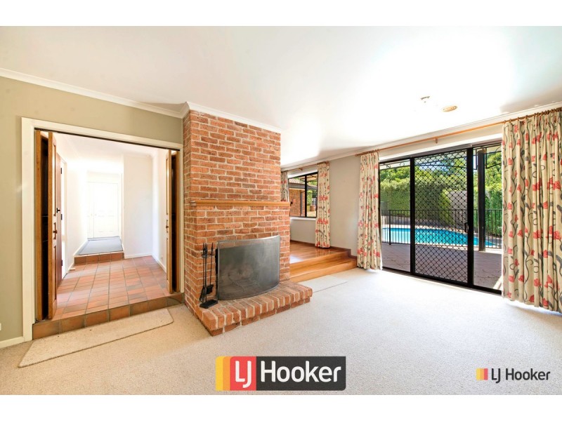 4 Buzacott Place, Mckellar ACT 2617