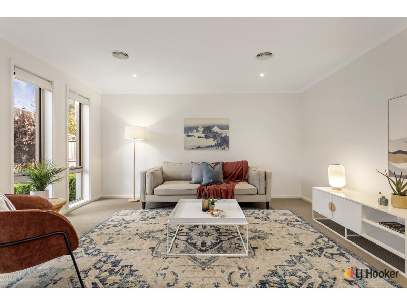 16 Bettie Mcnee Street, Watson ACT 2602