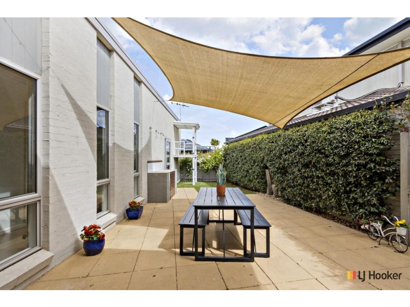 16 Bettie Mcnee Street, Watson ACT 2602