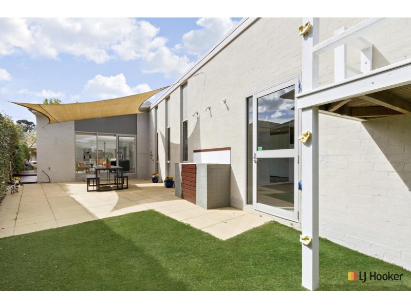 16 Bettie Mcnee Street, Watson ACT 2602