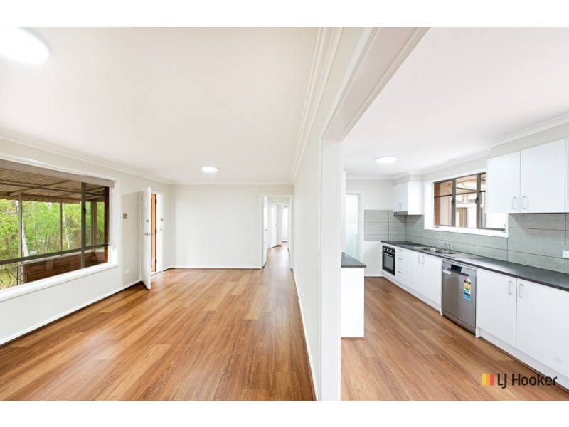 8 Skeats Street, Hackett ACT 2602