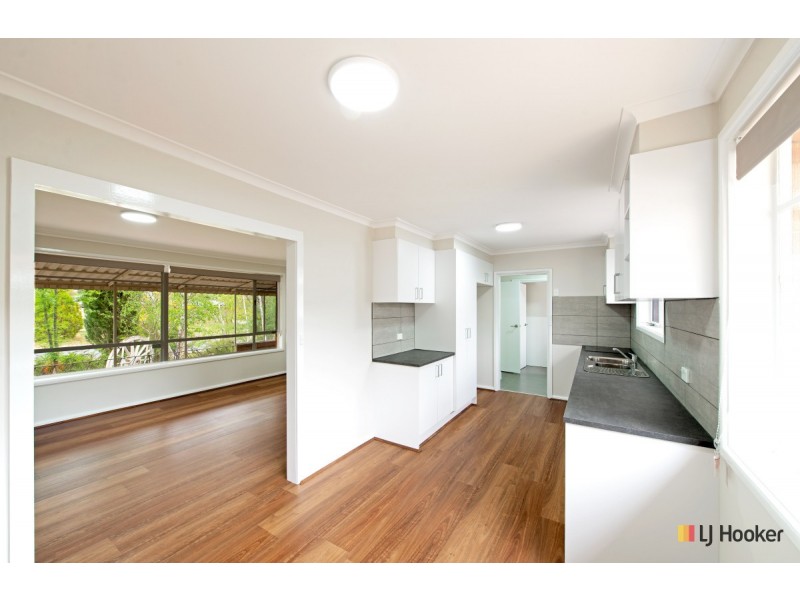 8 Skeats Street, Hackett ACT 2602