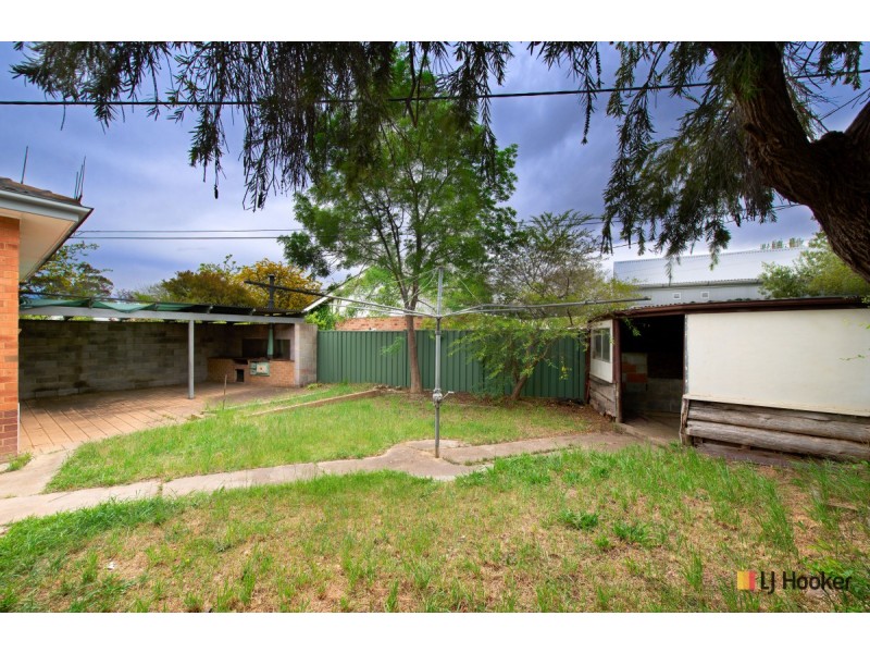 8 Skeats Street, Hackett ACT 2602