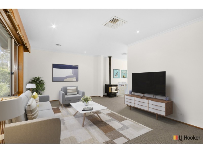 7 Downard Street, Calwell ACT 2905