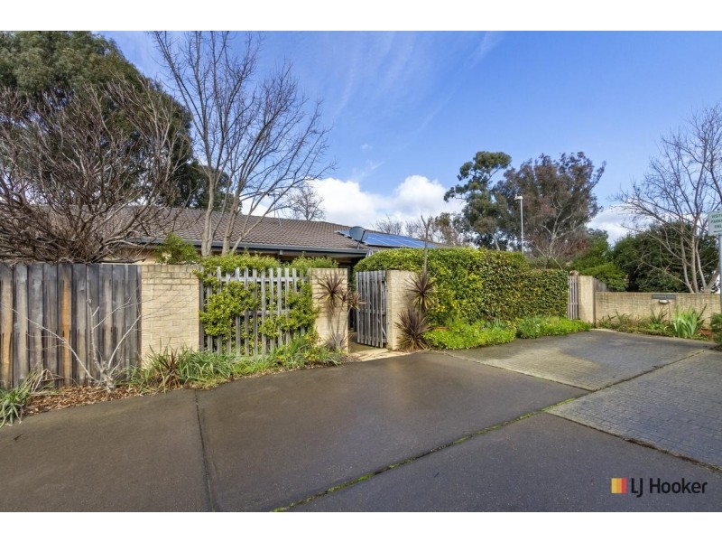 2/13 Coppin Place, Weetangera ACT 2614