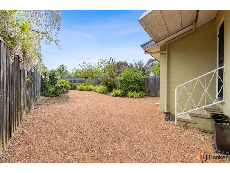 100 Davenport Street, Dickson ACT 2602