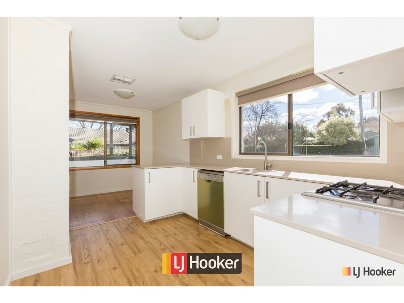 28 Gilbert Street, Hackett ACT 2602