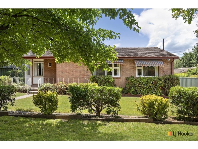 4 Earle Street, Lyneham ACT 2602