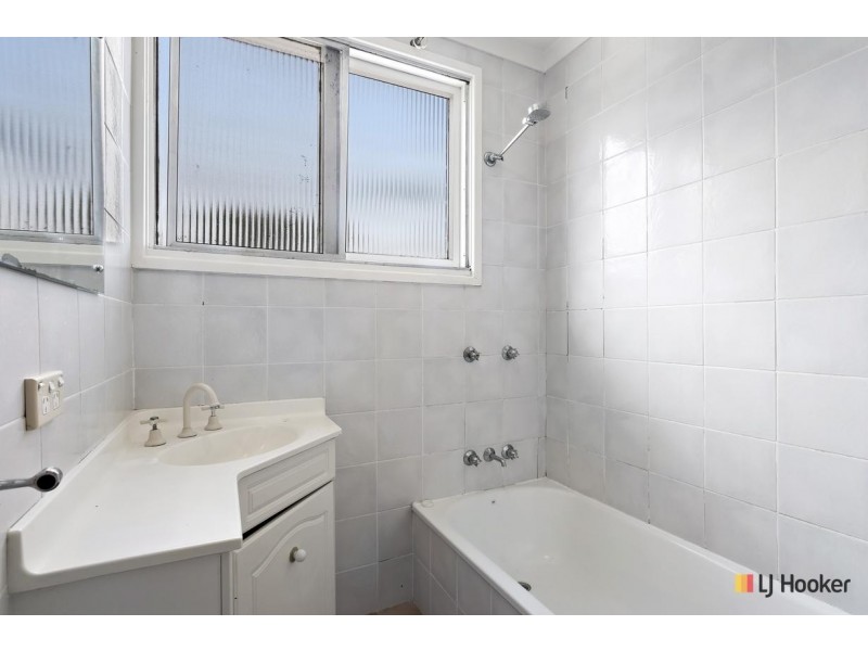 4 Earle Street, Lyneham ACT 2602