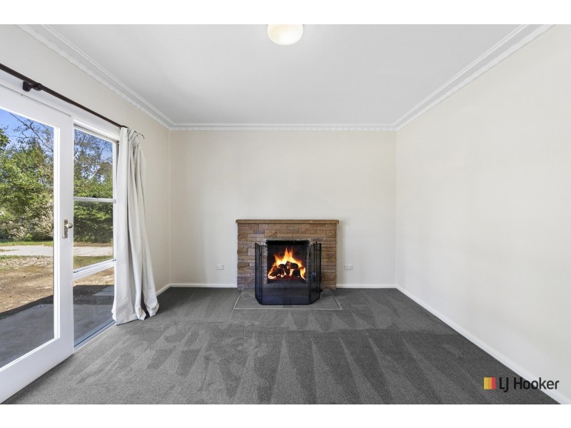 19 Dutton Street, Dickson ACT 2602