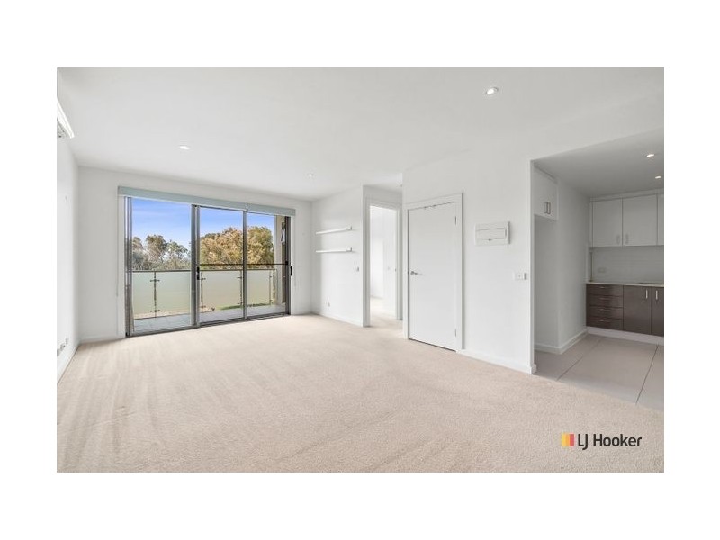 22/21 Christina Stread, Franklin ACT 2913