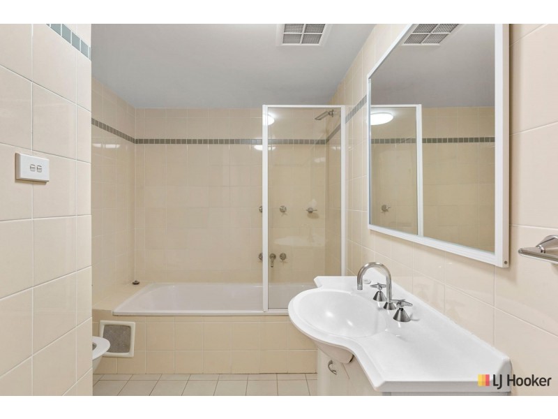 127/20 Federal Highway, Watson ACT 2602