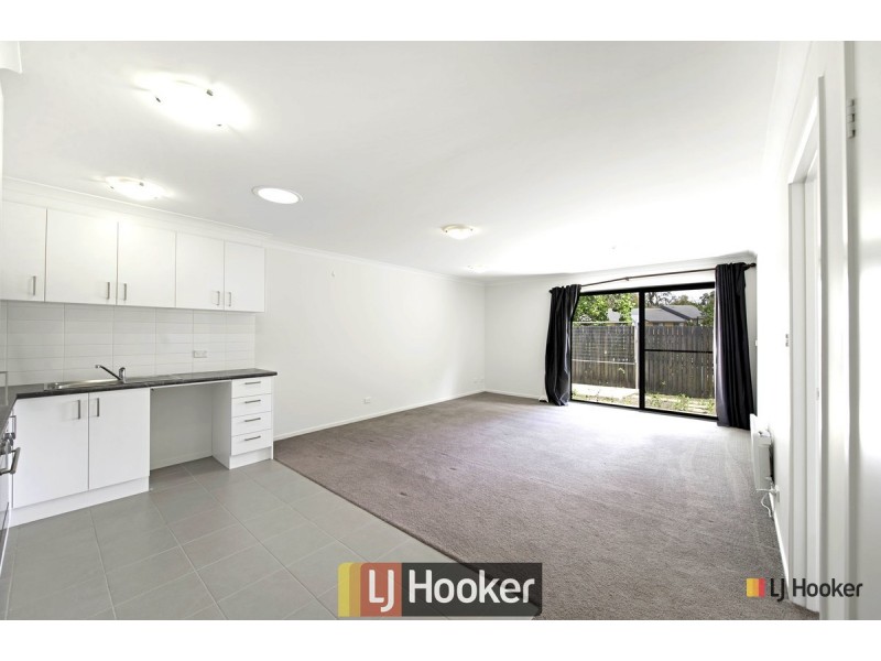 82 Tay Street, Watson ACT 2602