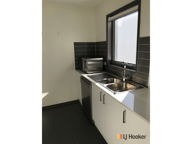 39/41 Clare Burton Crescent, Franklin ACT 2913
