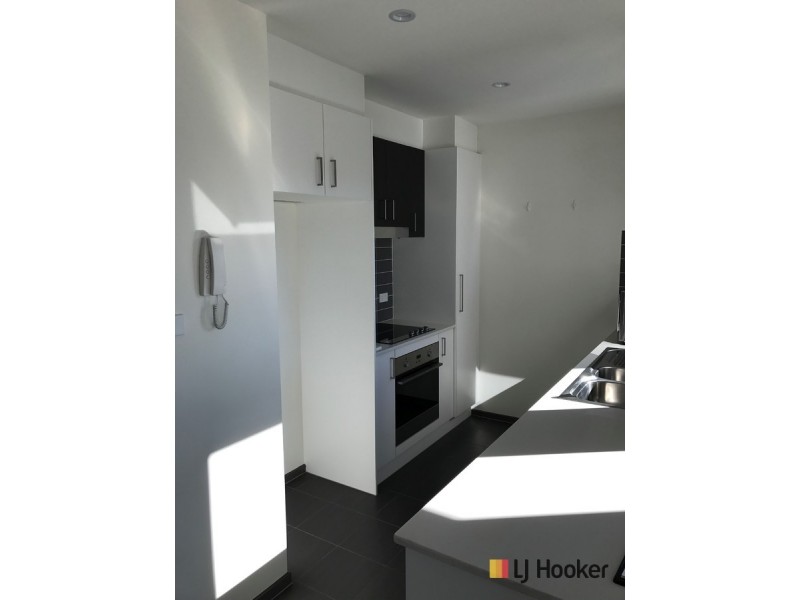 39/41 Clare Burton Crescent, Franklin ACT 2913
