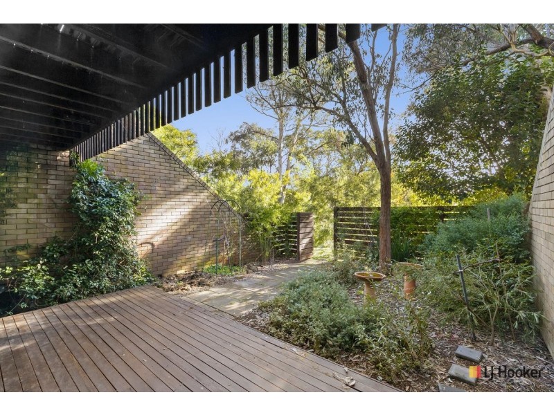 44 Wybalena Grove, Cook ACT 2614