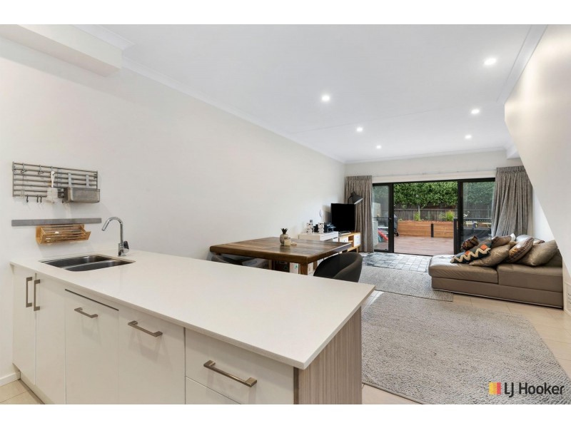 22/224 Flemington Road, Harrison ACT 2914