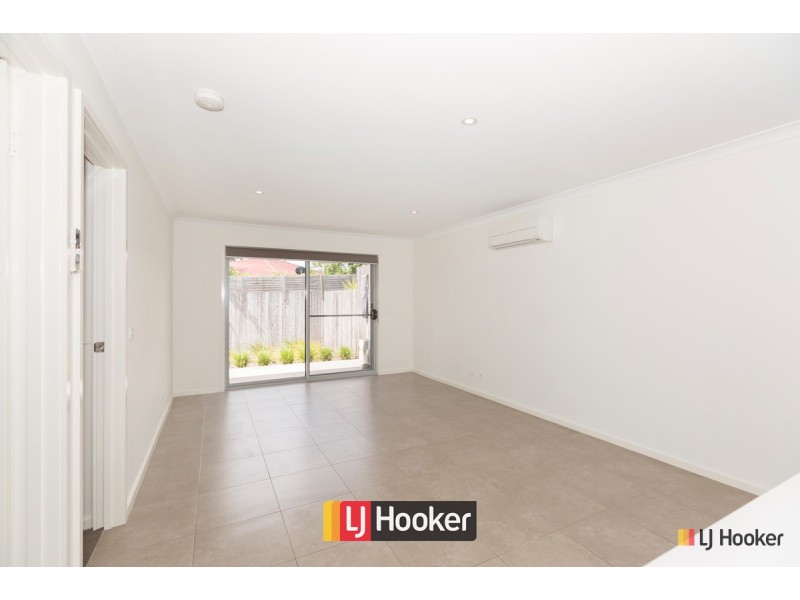 2/9 Jevons Place, Page ACT 2614
