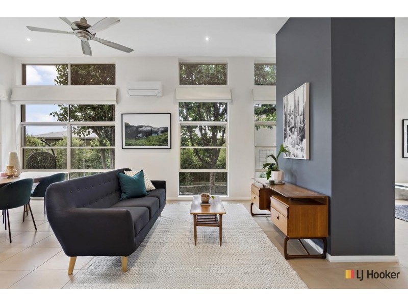 54 Mary Kitson Street, Watson ACT 2602
