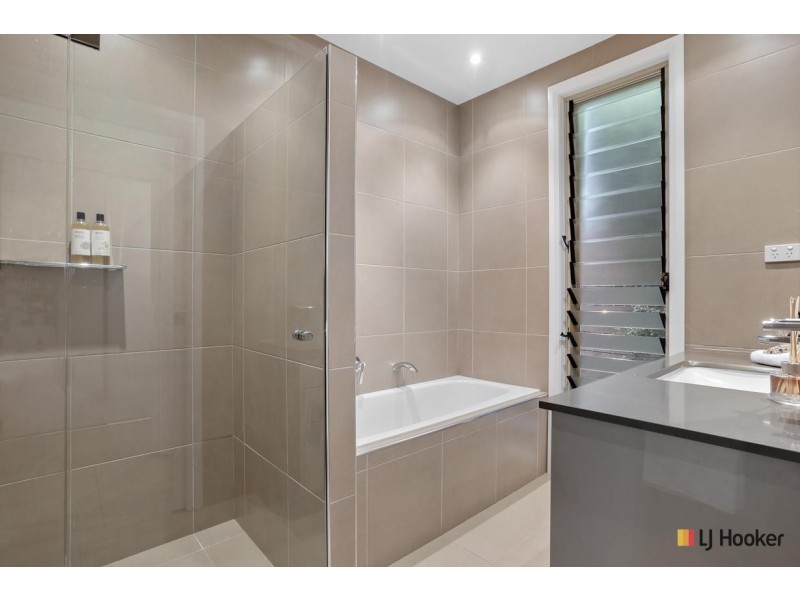 54 Mary Kitson Street, Watson ACT 2602