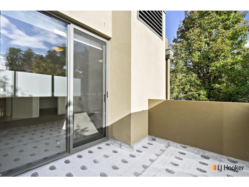 9/135 Limestone Avenue, Braddon ACT 2612