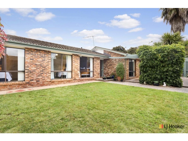 17 Slessor Crescent, Mckellar ACT 2617