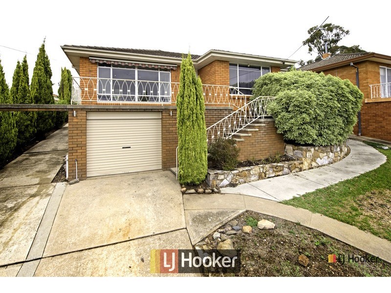 31 Bendora Avenue, Queanbeyan NSW 2620