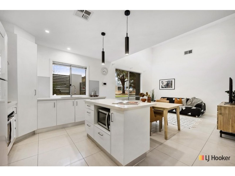 7/98 Aspinall Street, Watson ACT 2602