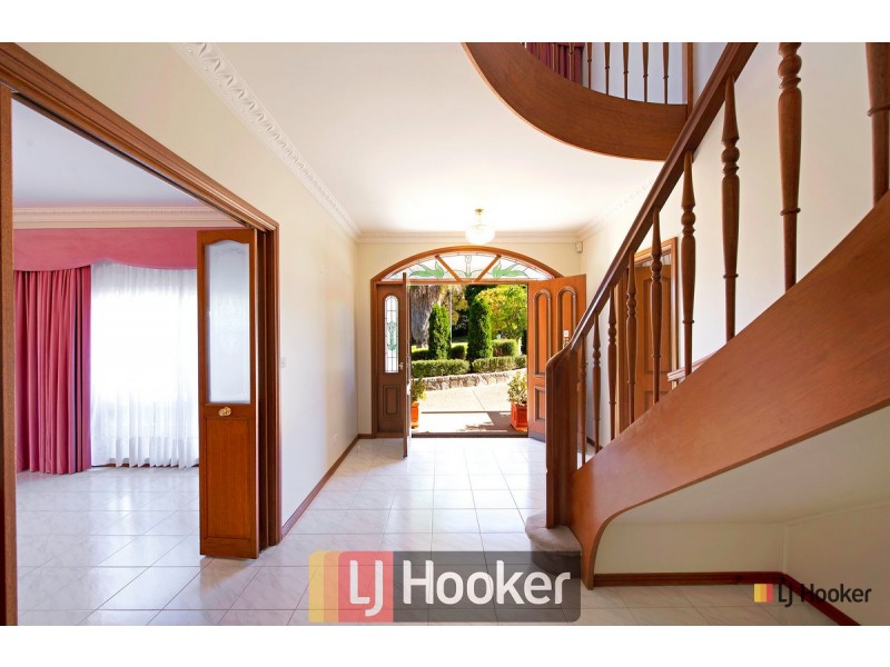 8 McClintock Street, Lyneham ACT 2602