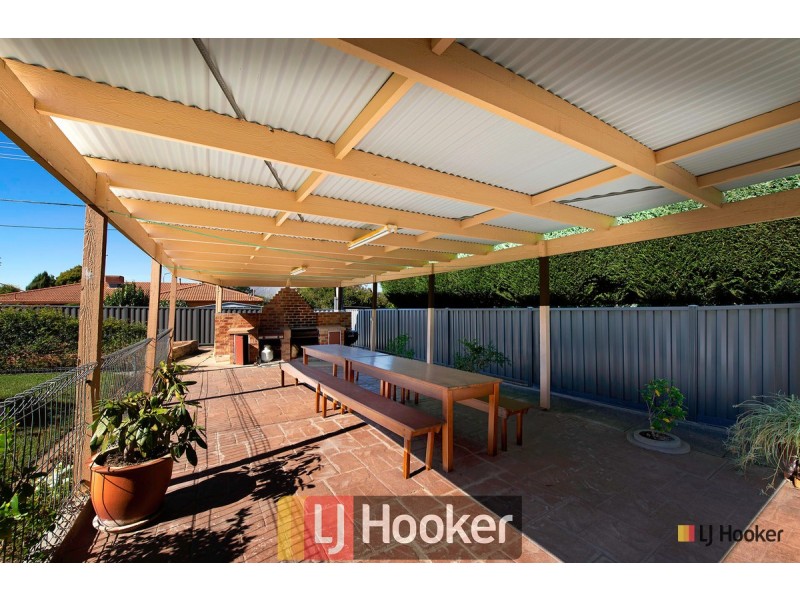 8 McClintock Street, Lyneham ACT 2602